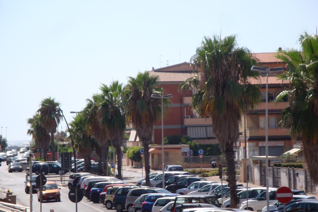 B&B Le Meduse Fiumicino Exterior photo